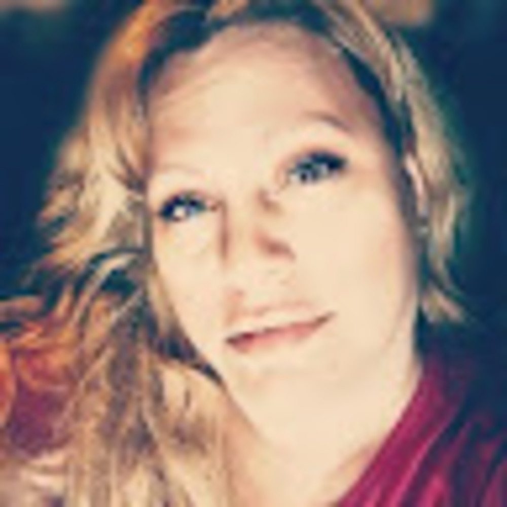 Meet your Posher, Melanie